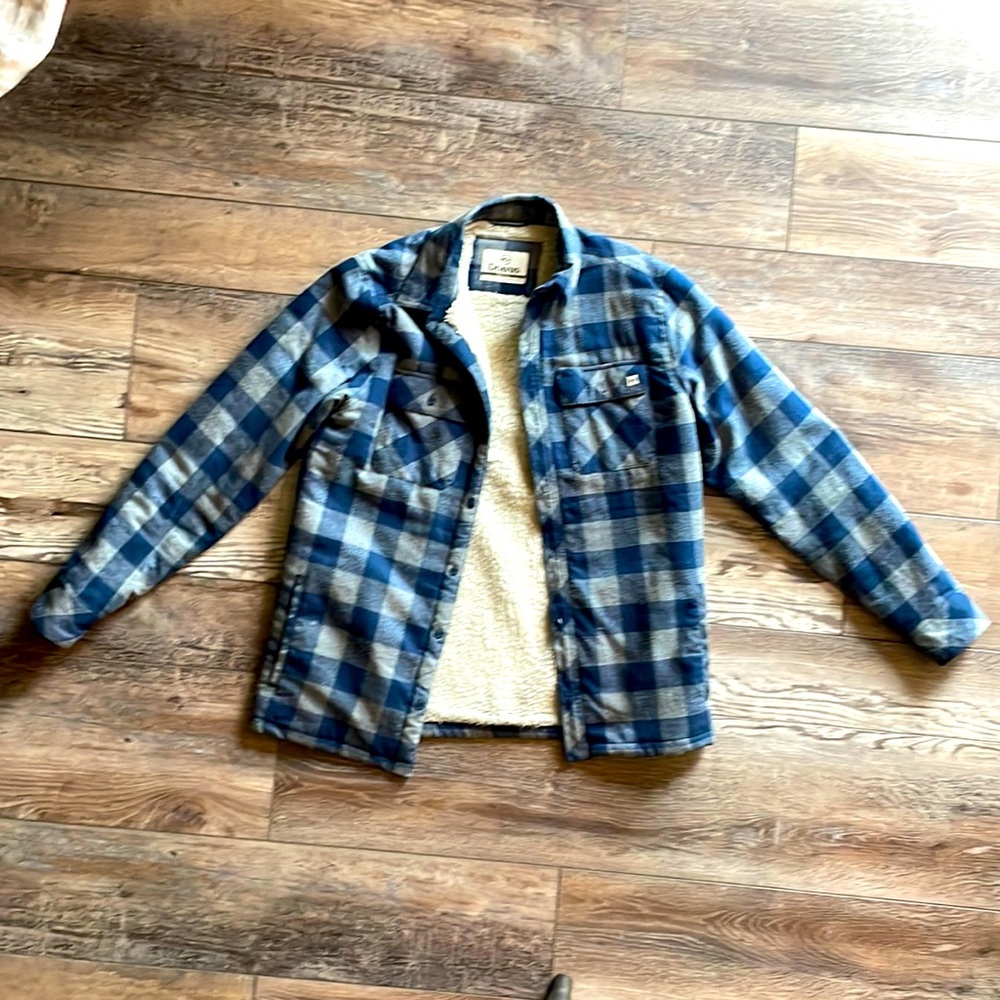 Dravus Blue and Grey Sherpa Flannel Shirt size small from Zumiez